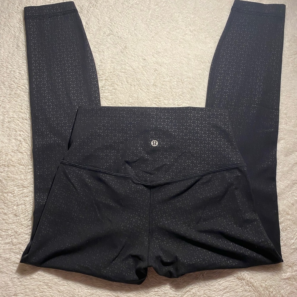 Lululemon leggings black size 6